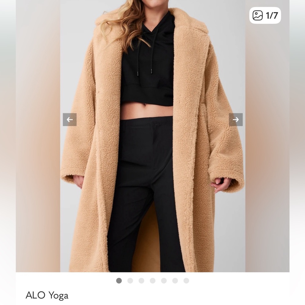 ALO Yoga Women's Teddy Jacket - Camel Medium Like New